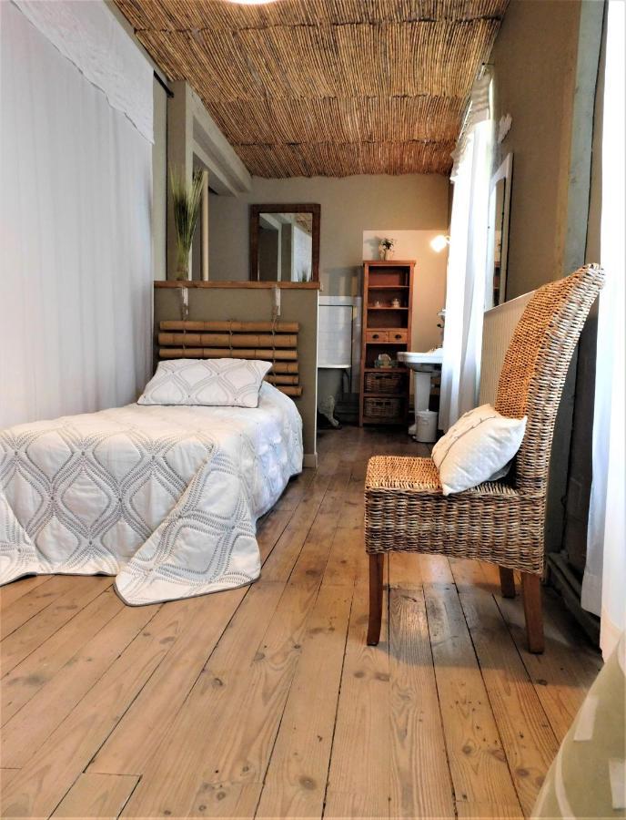 Le Prieure Saint Louis Bed & Breakfast Floure ภายนอก รูปภาพ