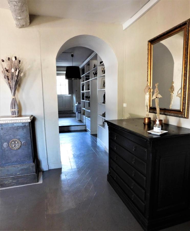 Le Prieure Saint Louis Bed & Breakfast Floure ภายนอก รูปภาพ