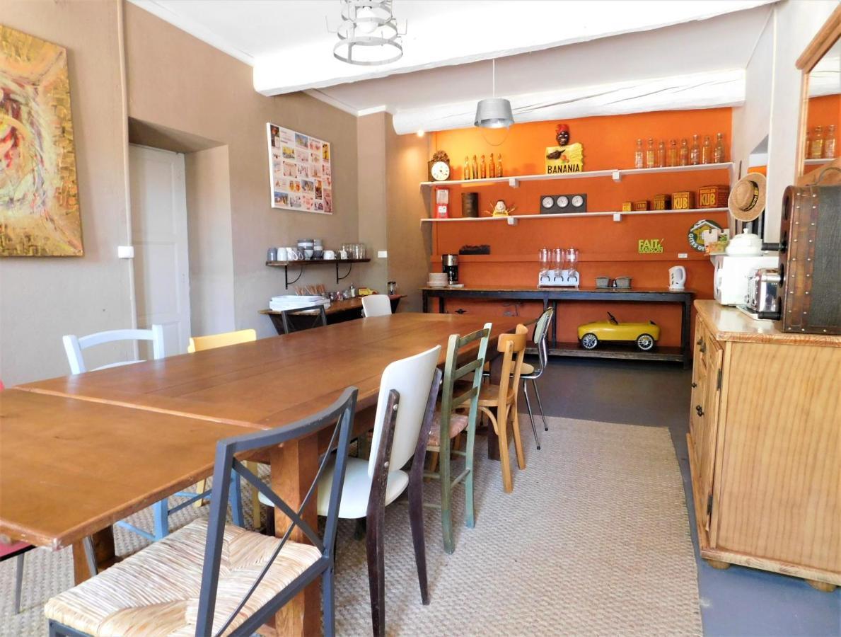 Le Prieure Saint Louis Bed & Breakfast Floure ภายนอก รูปภาพ