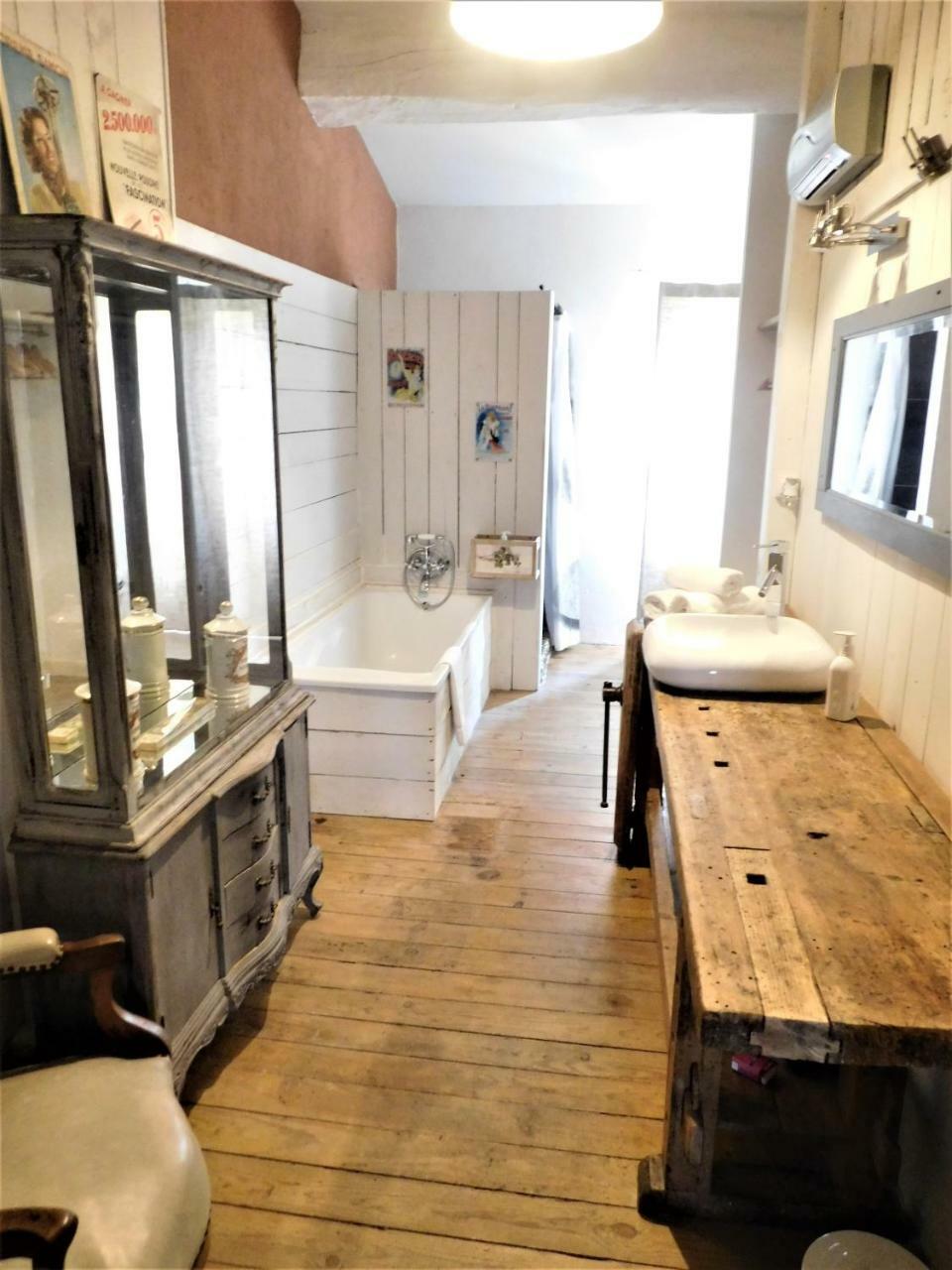 Le Prieure Saint Louis Bed & Breakfast Floure ภายนอก รูปภาพ