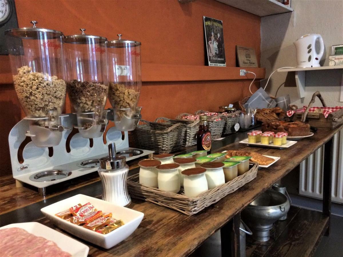 Le Prieure Saint Louis Bed & Breakfast Floure ภายนอก รูปภาพ