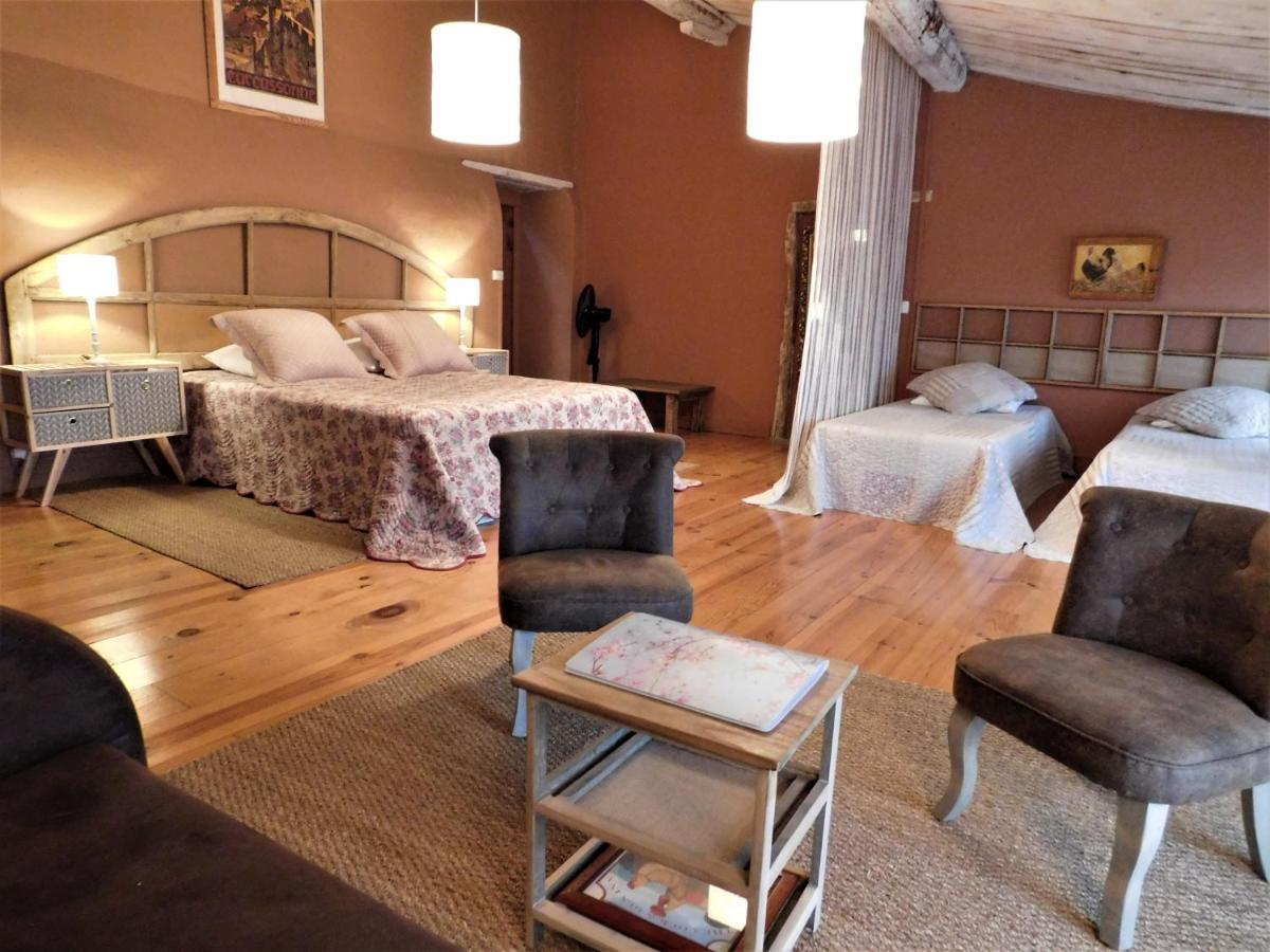 Le Prieure Saint Louis Bed & Breakfast Floure ภายนอก รูปภาพ