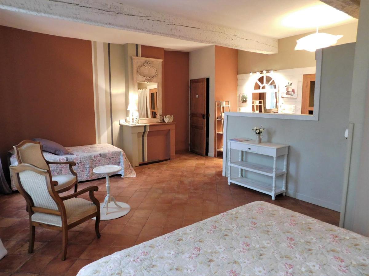 Le Prieure Saint Louis Bed & Breakfast Floure ภายนอก รูปภาพ